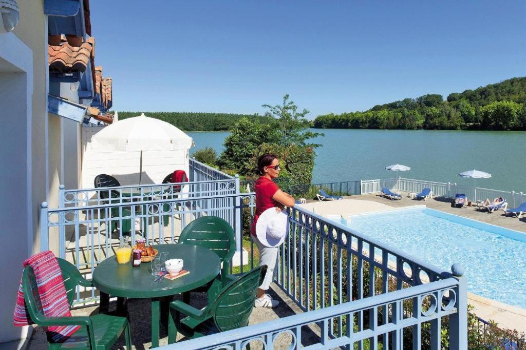 Résidence Pierre&Vacances Le Hameau du Lac Marciac Exterior foto